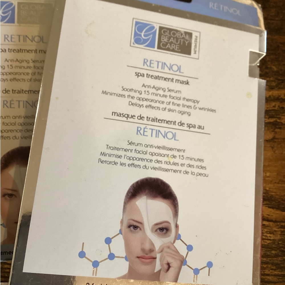 Face Mask packet. - Picture 2 of 4